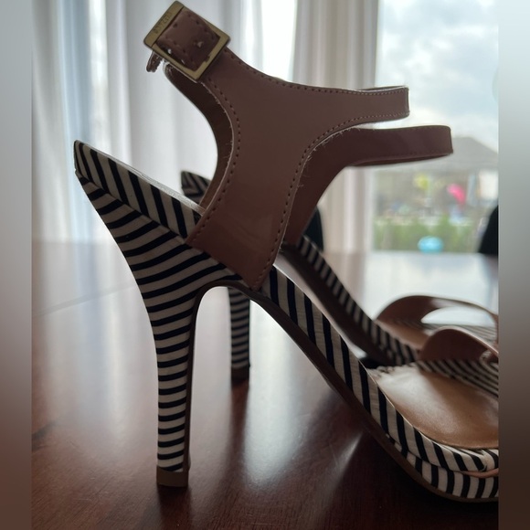 NWOT Vizzano Carolina Boix Women's Pink Striped Heels size 8 - Picture 6 of 7